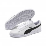 Puma UP 372605-02 – чифт мъжки бели кецове с черна лента, ъглов изглед