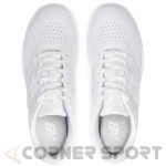 Бели кецове New Balance Court BB80OOO изглед отгоре с връзки и перфорации за комфорт